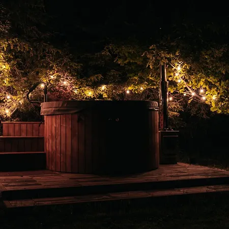 Villa Naturalnie - Dom Solo, Basen, Balia, Sauna, Jezioro, Glodowo (Koscierzyna)